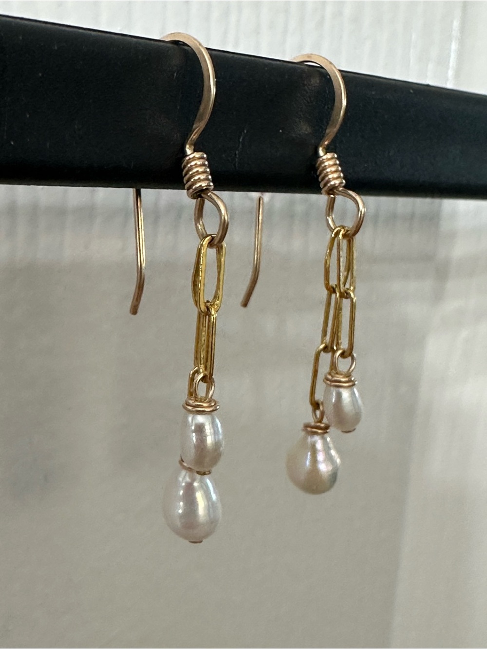 14k/18k Gold-Filled Earrings White Freshwater Pearls Dainty Simple 1.25” NWOT